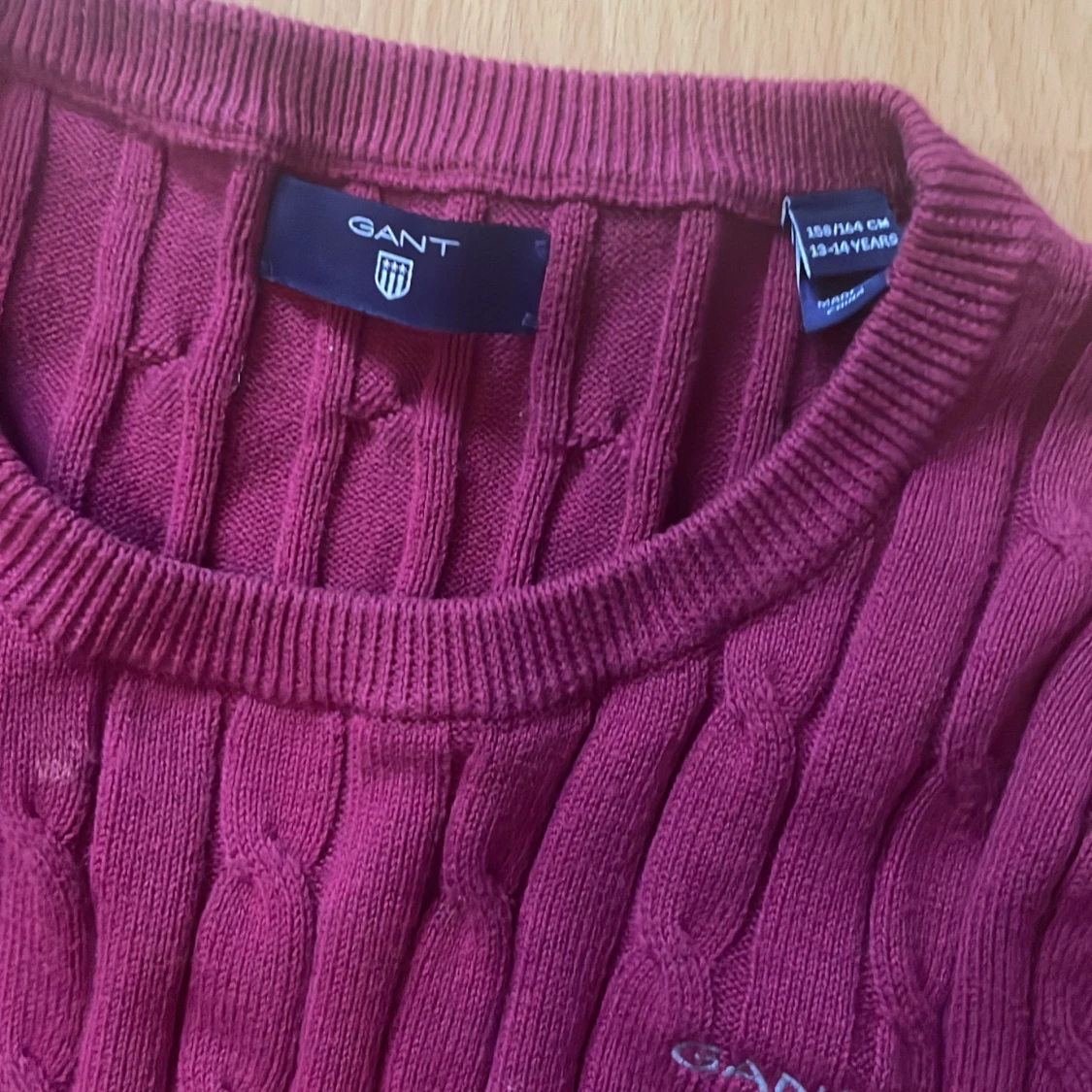 gant rödvin sweater  - 90