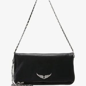 Zadig väska  - Säljer den här Zadig väskan då den inte kommer till användning. Den har lite defekter men de syns inte på långt håll. Det finns både ett kort och långt band tlll väskan, bara att skriva för mer bilder, nypris är 3595❣️