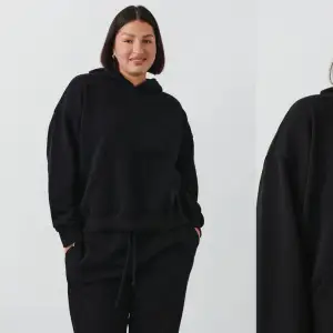 Har för många hoodies därav säljer 🩷den är från Gina inga tecken på användningsområden 