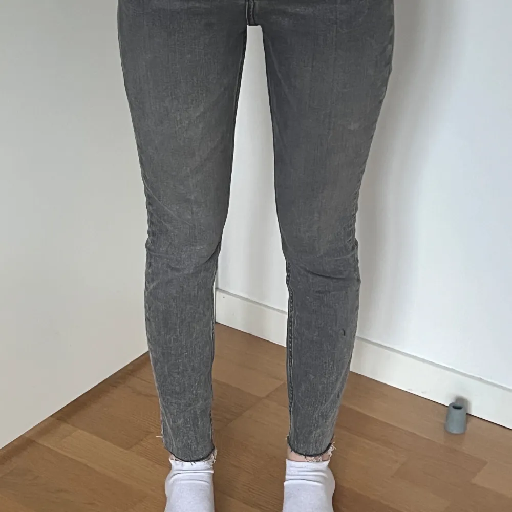 Fina och sköna jeans. . Jeans & Byxor.