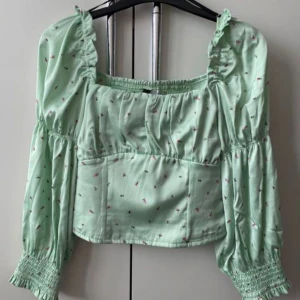 Topp - Fin mintgrön topp från hm