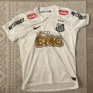 Santos x Neymar 2012 - 9/10 skick. Pris inte hugget i sten 🪨 