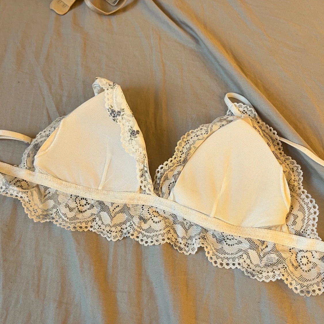 Blommig bh  - 90