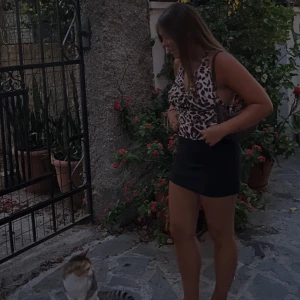 Leopard body  - Säljer denna body köpt på Rhodos från bershka, använd en gång 