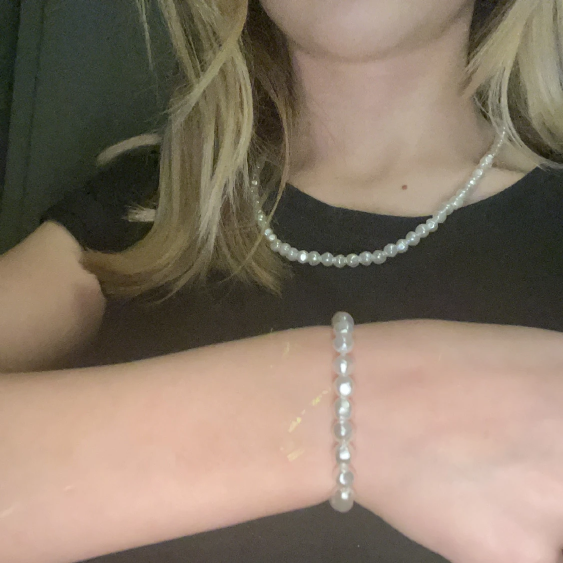 Säljer armband/halsband - 90