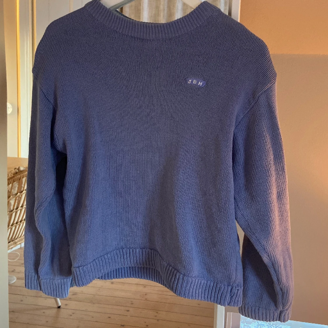 Blå stickad tröja  - 91