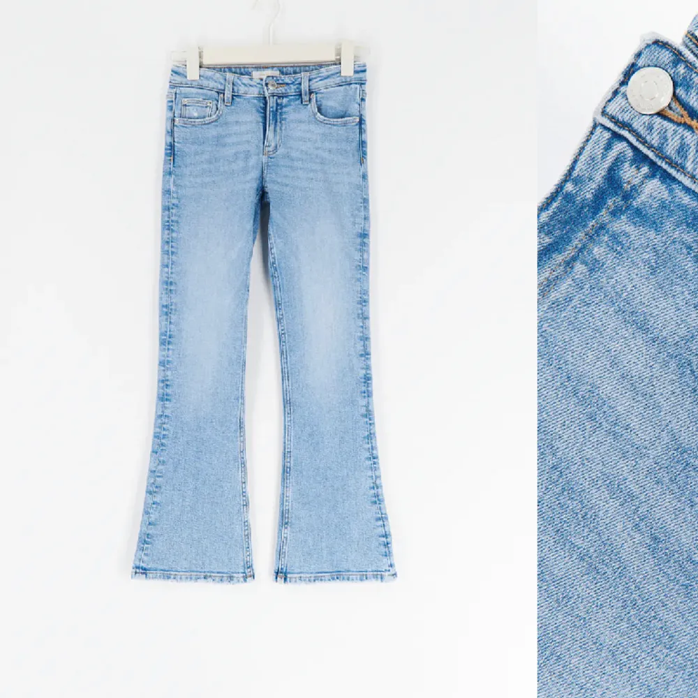 Säljer nu mina blåa jeans ifrån Gina tricot Young i storlek 158. Nypris 299.95 och säljer för 75 kr!. Jeans & Byxor.