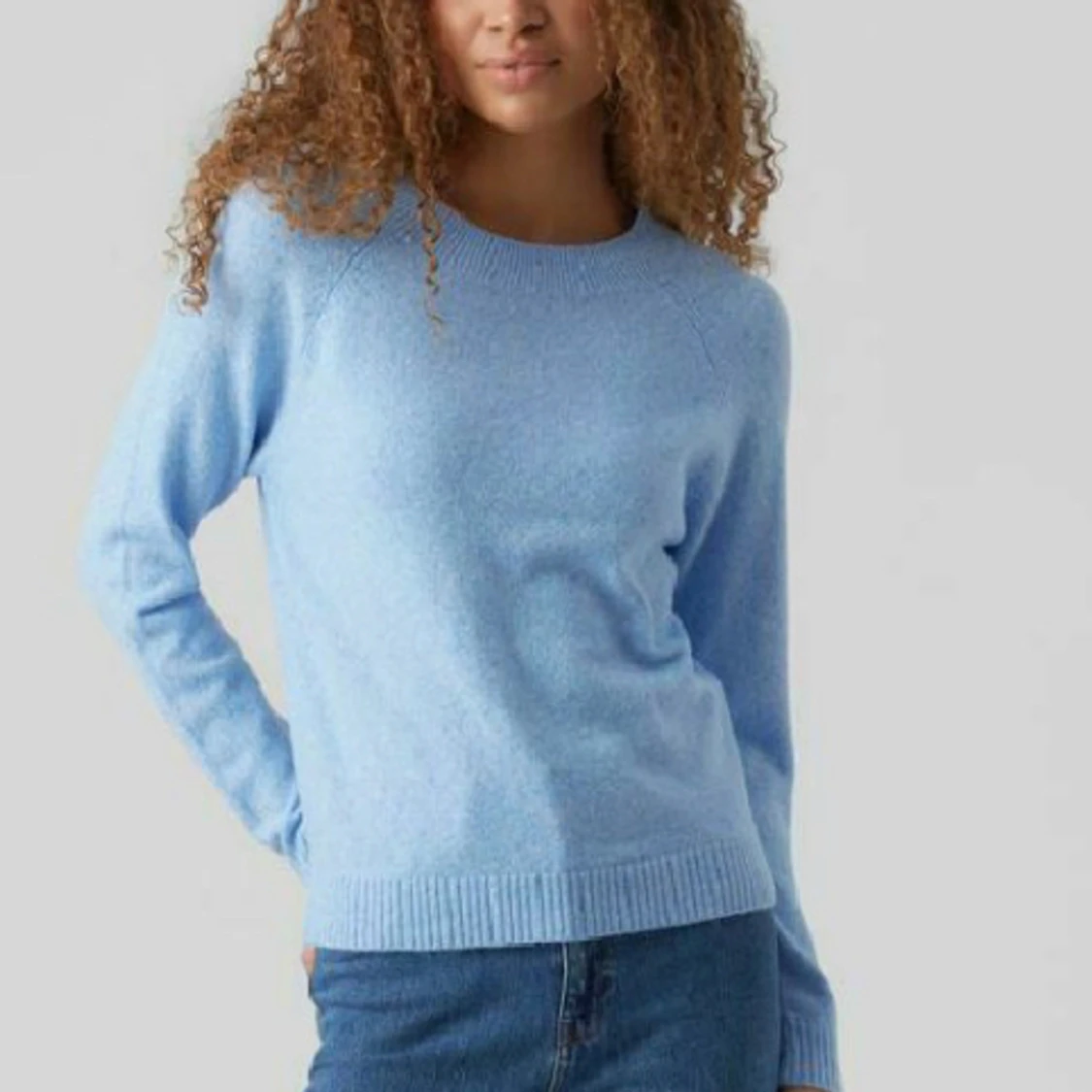 Blå stickad tröja  - 91