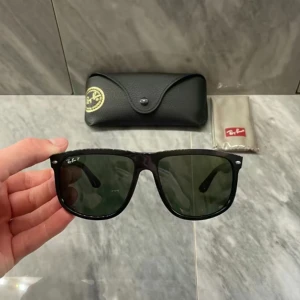 Ray ben  - Tjena säljer mina ray ben glasögon då jag tröttnat pris kan diskuteras 