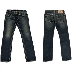 True religion jeans, skön passform, skinny/loosefit men kan sy om för en större look