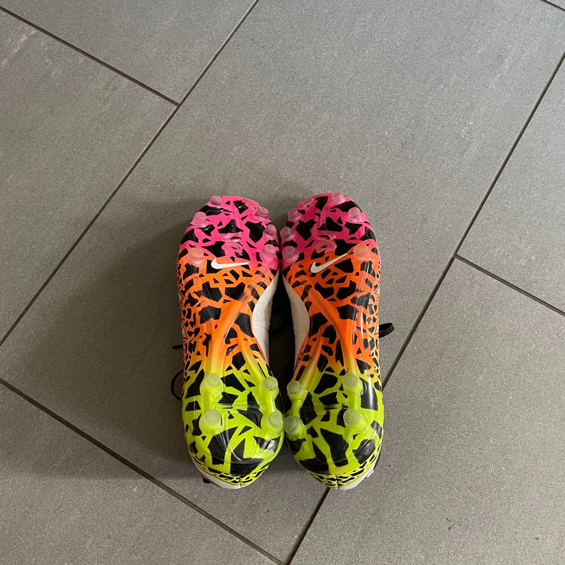 Hypervenom Phantom Rainbow - 2