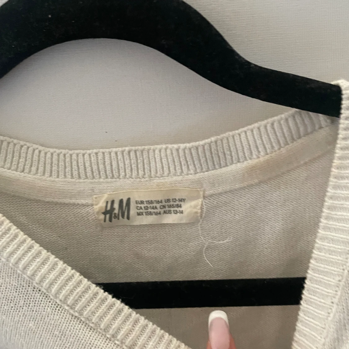 Mörkblå och vit randig sweater - 92