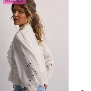 Neo Noir Blus  - ❤️‍🔥Säljer denna superfina blus från Neo Noir ❤️‍🔥