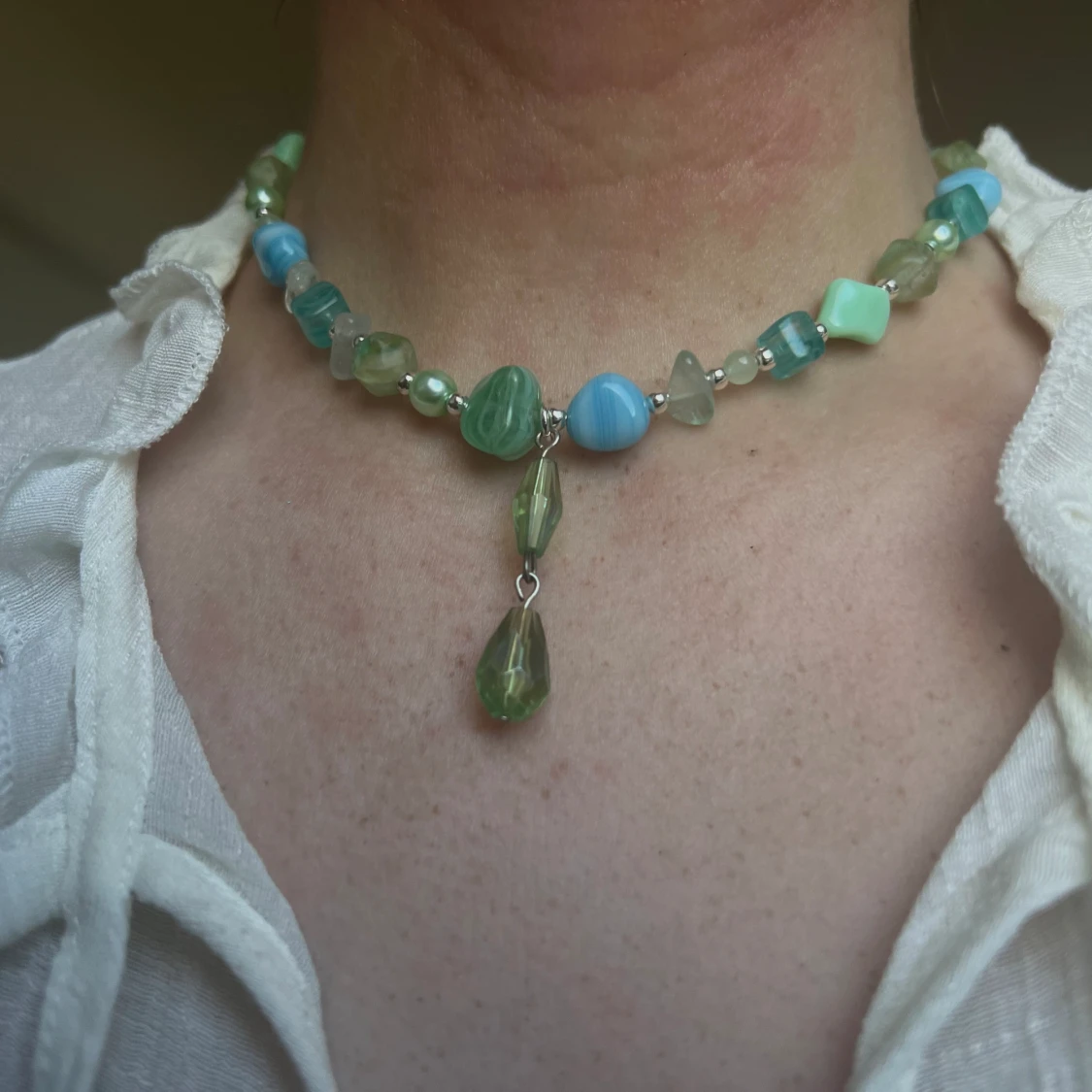 Handgjort halsband  - 90