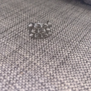 Ring - En Edblad ring, har tappat bort självaste behållaren men kommer lägg in den i någon ask. 