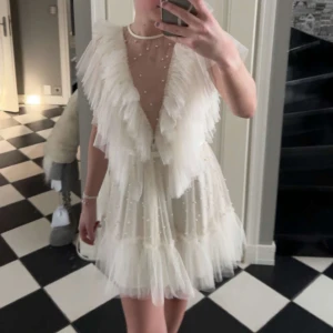 Ida sjöstedt kläning  - Oandvänd bara prövad på en gång alla lappar kvar 🥰