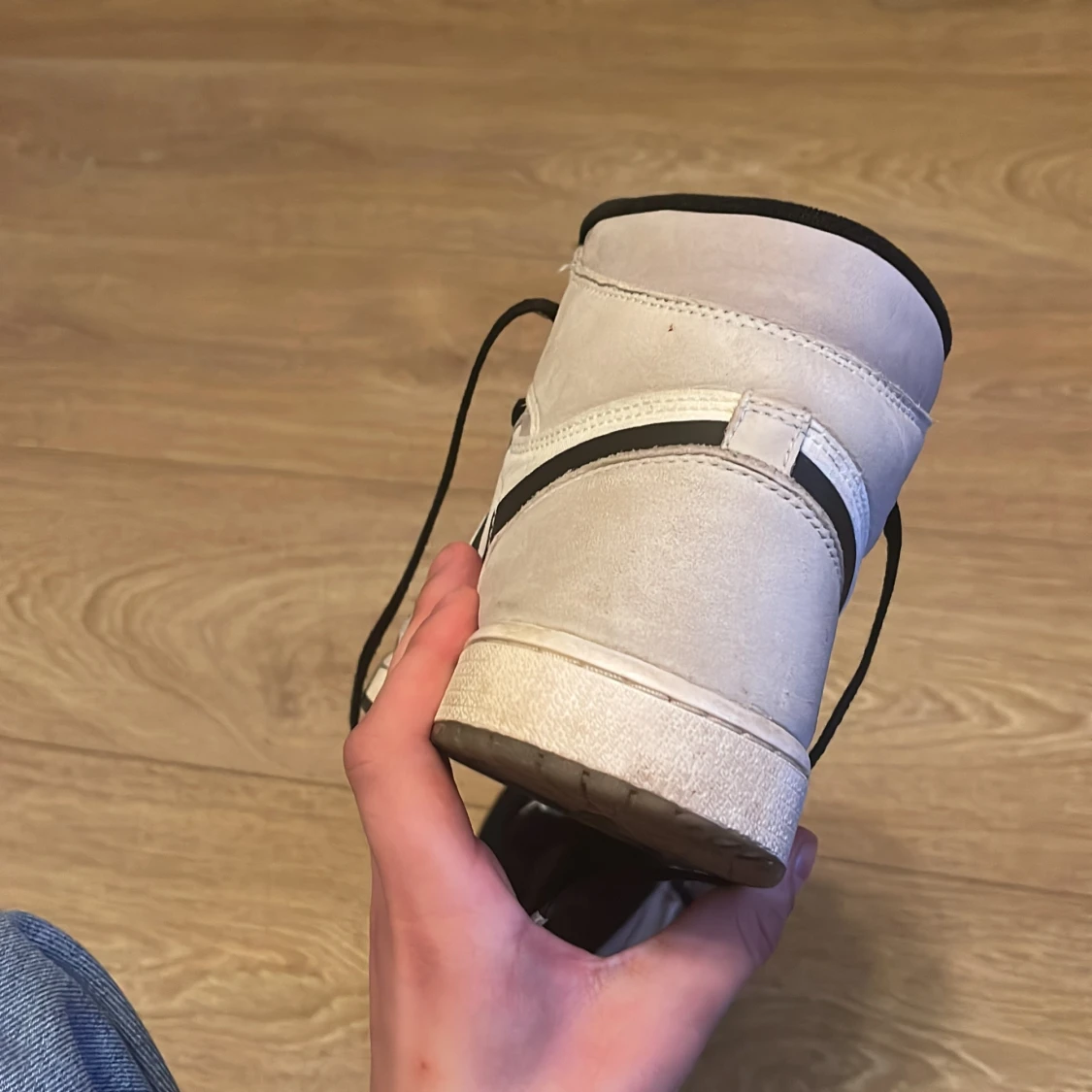 Jordan 1 Gore-Tex “bone” - 93