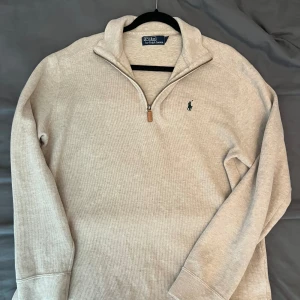 Ralph Lauren  - Ralph Lauren quarter zip Storlek M Skick 9/10
