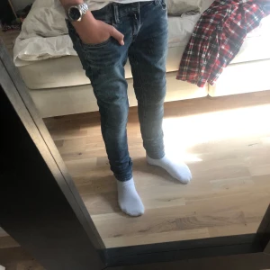 Replay jeans - Replay jeans | Storlek 28/32 | Skick 7/10 | pris 299 |  Har 2 små sömmar vid skrevet som man knappt ser 