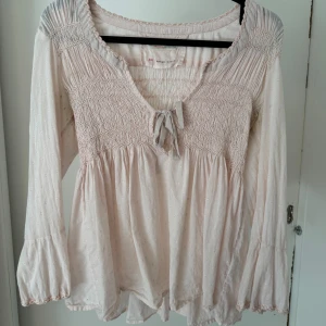 rosa blus - söt blus från odd molly 💗 strl 0 men passar mig som har xs/s💗