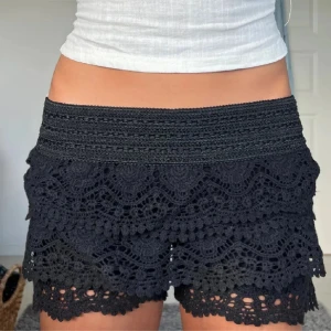 spets shorts - använda få gånger, därav inga effekter 