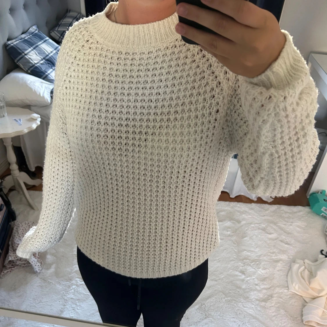 Stickad vitt tröja  - 90