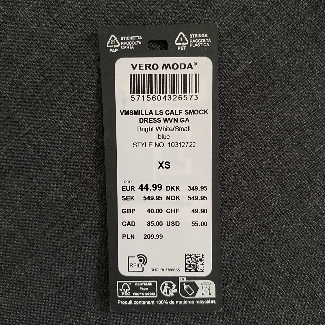 Blommig sommarklänning - 91