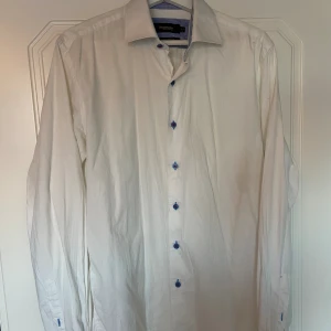 Skjorta, kostymskjorta - Kostymskjorta från dressman!