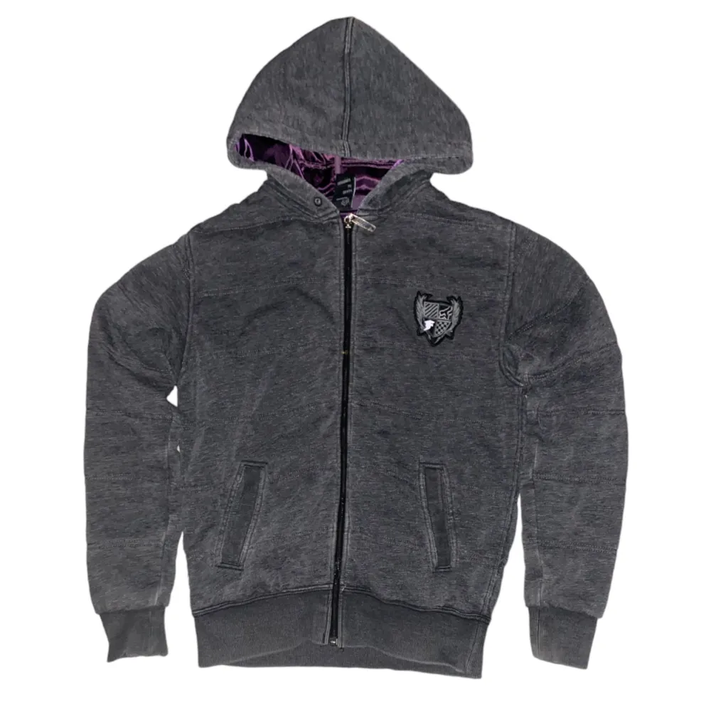 Fet Fox Racing Zip Up Hoodie, me dun mesh material på insidan i lila färg 🐦 riktigt cool och simpel Zip hoodie 🐦. Hoodies.