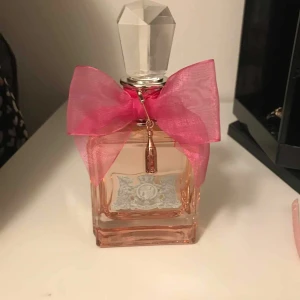 Juicy  - Helt ny aödrog andvänd doft 