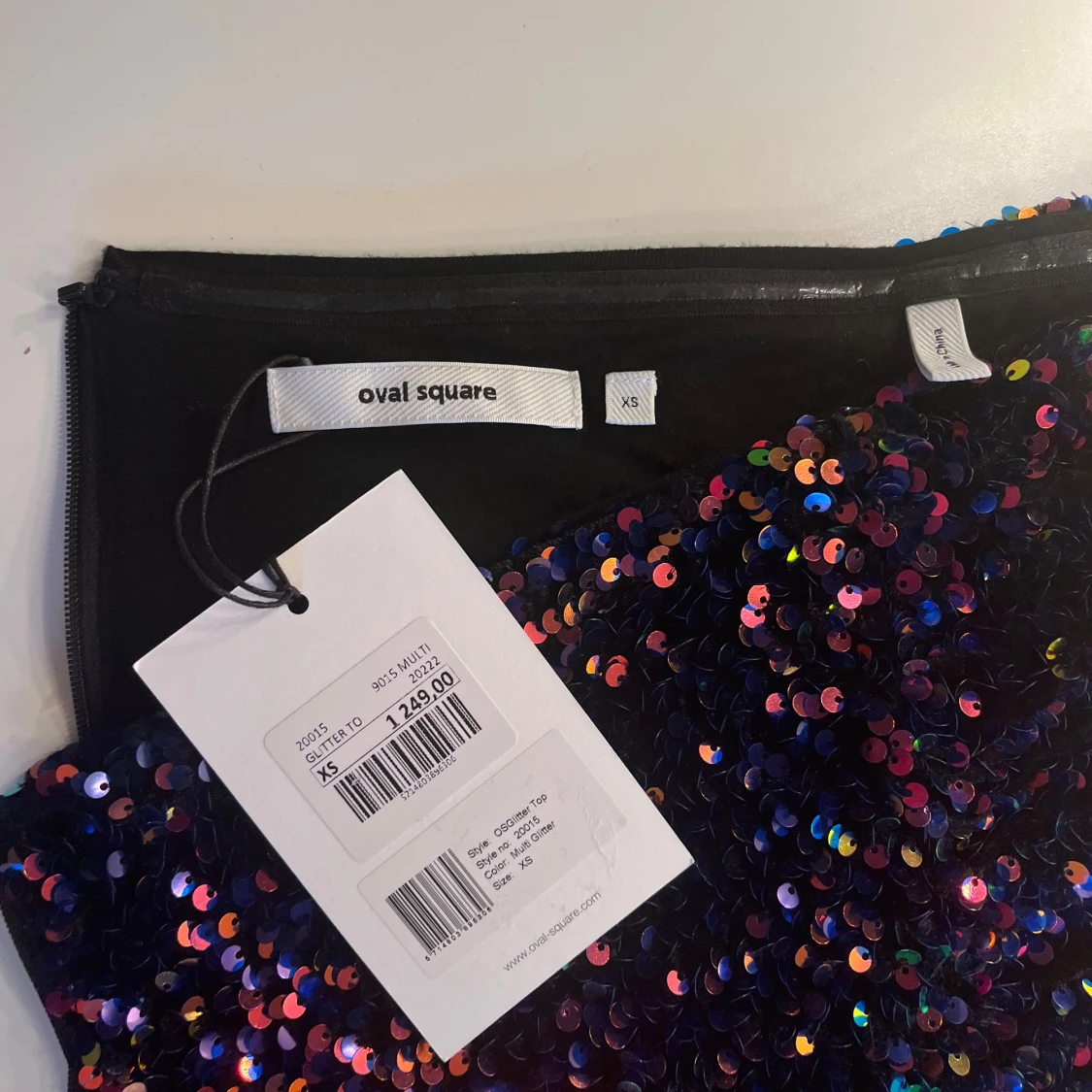 Glittrig festtopp - 91