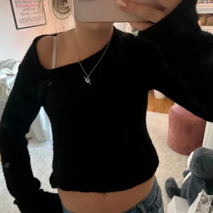 Leger tröja - Säljer nu min populära leger tröja,  knappt använd 🤗