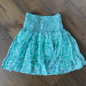 By Malina kjol - Kjol från By Malina i storlek XS🤍