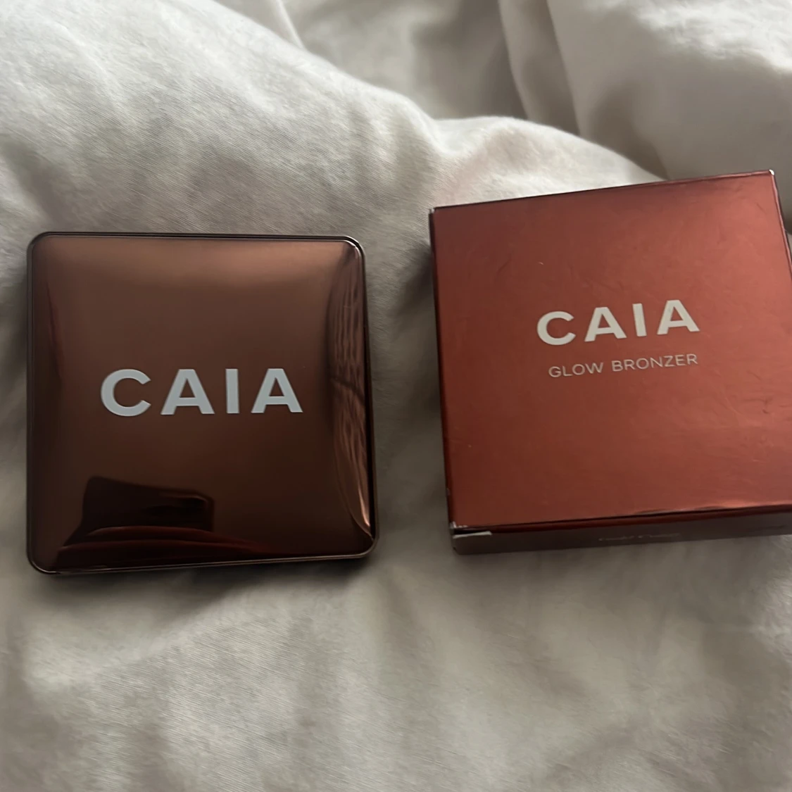 CAIA glow bronzer