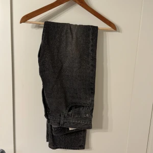 Levi’s 551.Z Mörkgrå - Skick 10/10 Nypris: 1350 