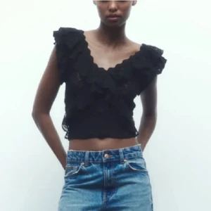 Zara topp - Säljer denna jättesnygga toppen från zara ❤️