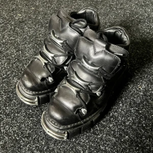 NEW ROCKS - New rocks använda 5-8 gånger