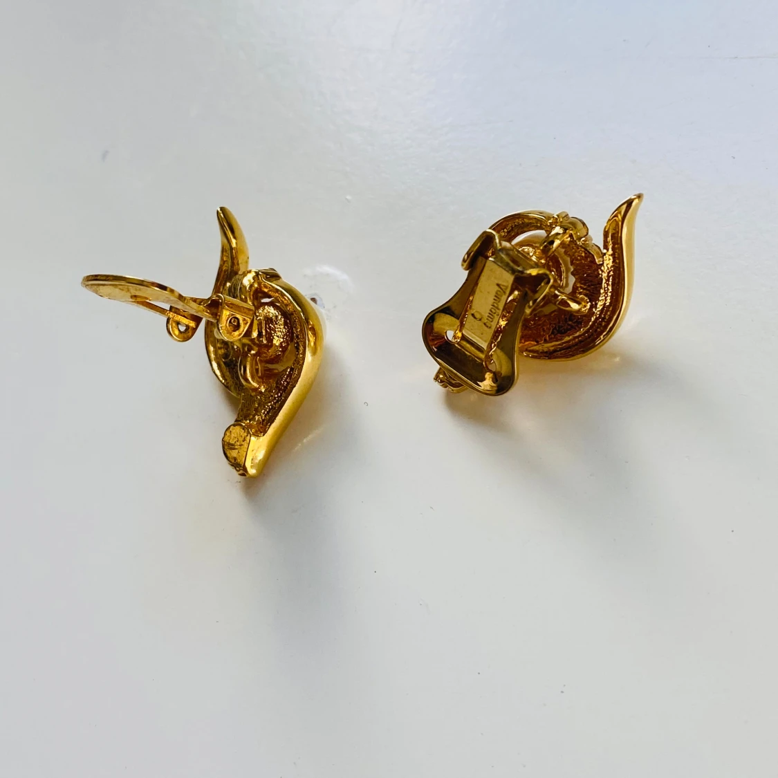 Guldörhängen med pärlor och strass - 91