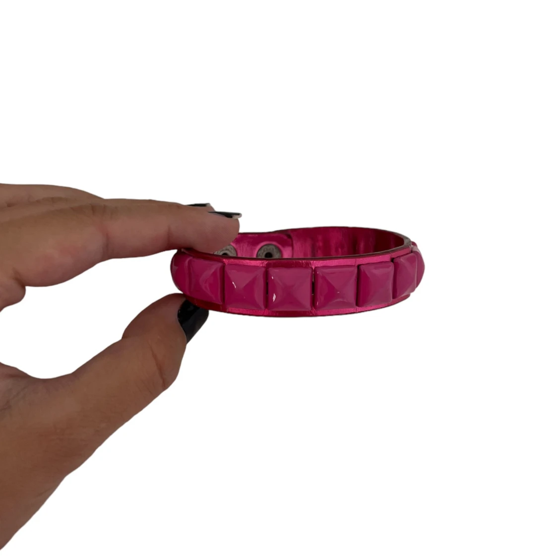 Rosa armband med nitar - 90