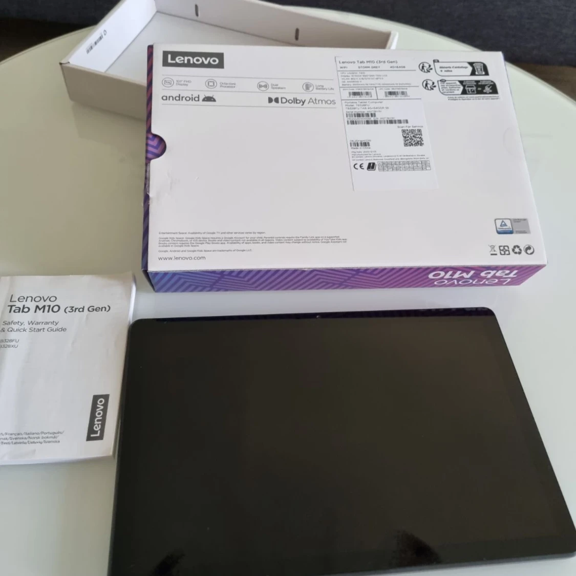 Lenovo tab m10  - 90