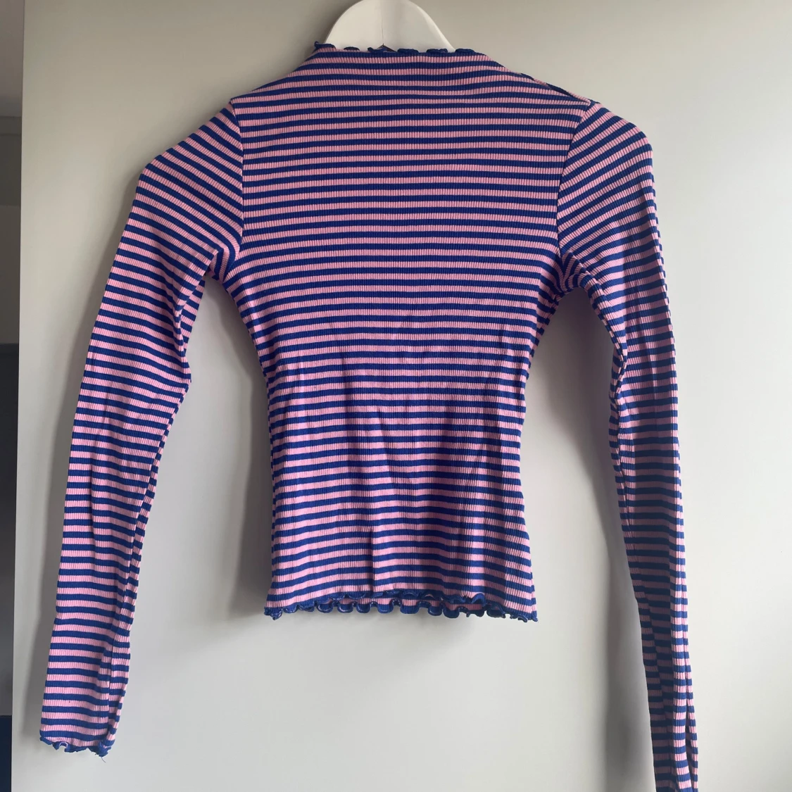 Randig långärmad tröja