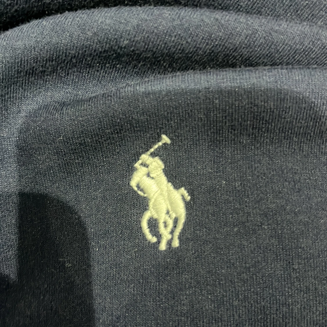 Jag säljer nu min helt nya polo zip jag säljer den för jag knappt använde den! - 91
