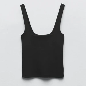 Linne - Enkelt linne från zara!🧚🏼‍♀️🎀🥹🌸🧸 (säljer ett till likadant i vitt, kolla i profilen) 