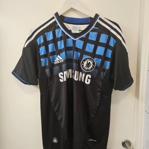 Chealse t-shirt lampard - Gammal chealse t-shirt med lampard nr 8 på ryggen. Storlek M. Bra skick.