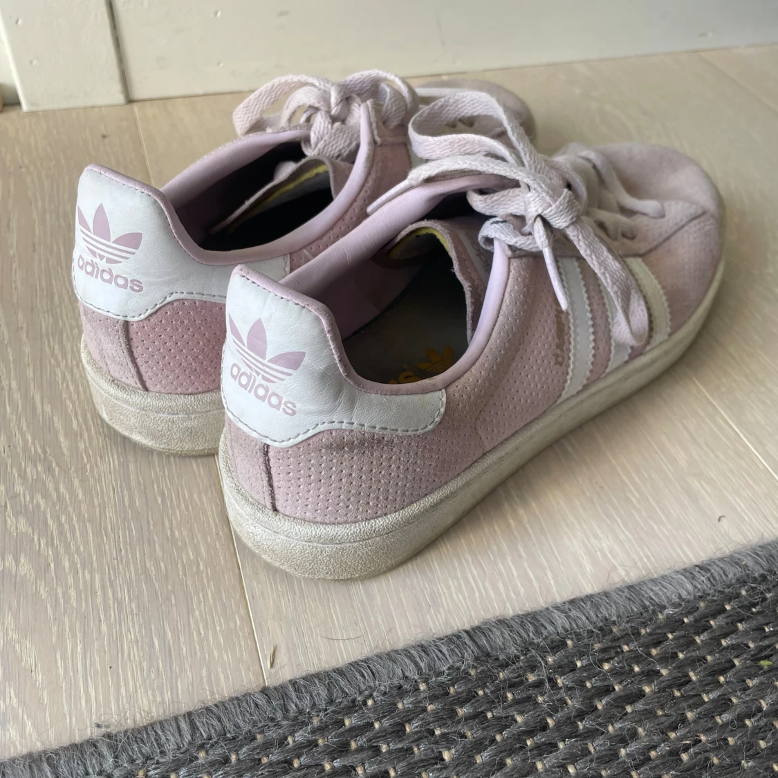 Supersöta rosa campus!! - 90