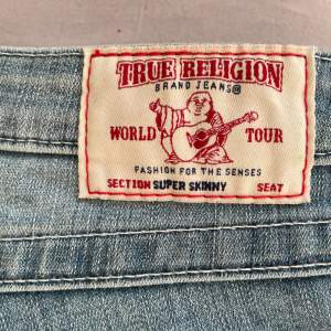 Nästan helt nya äkta true religion jeans i w28 hör av er om ni har några frågor 