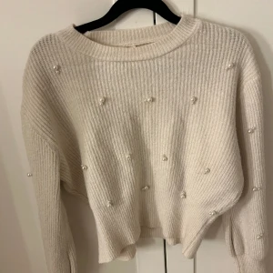 Pärl tröja  - Pärl tröja i storlek S