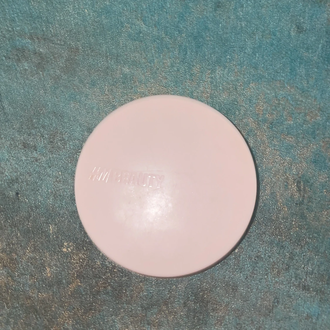 H&M beauty highlighter