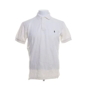 Polo Ralph lauren - Den har används ganska ofta skick 6/7/10 ny pris 1600kr mitt pris 329kr Tveka inte med att fråga 