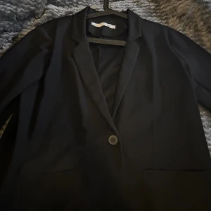 Kavaj - Snygg men professionell kavaj. Använd 1 gång